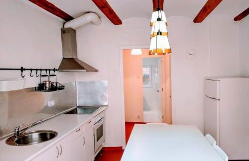 Valencian Dreams of the Proletariat - Photo 5