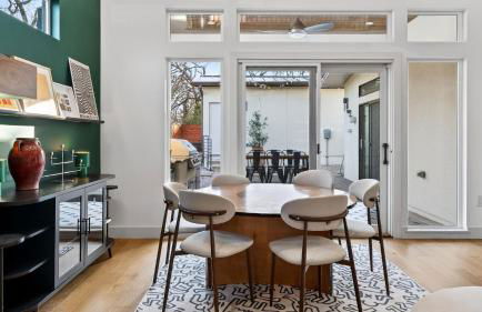 Delores House by AvantStay Movie Theater Outdoor Kitchen Modern East Austin Home near Downtown Breweries Live Music - Foto 10