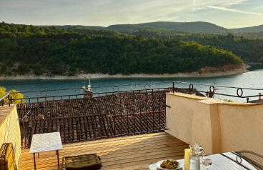 Vue Lac avec Terrasse Privée - Foto 2