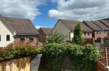 Cozy 3 Bed - Prime Location - Foto 15