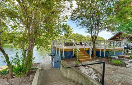 4-Season Boathouse, Hot Tub! Guadalupe River Oasis - Foto 43
