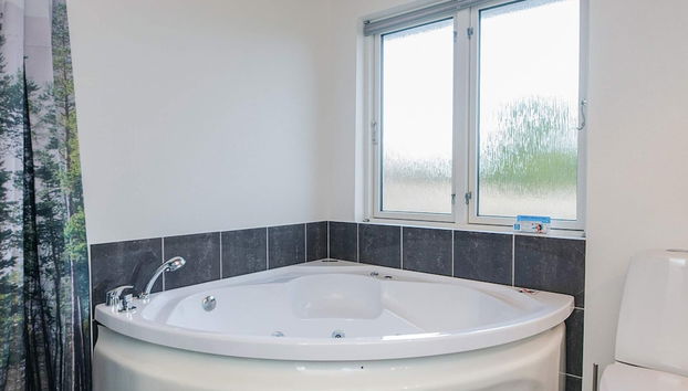 Cozy Holiday Home in Ulfborg near Sea - Photo 5, Spa treatment