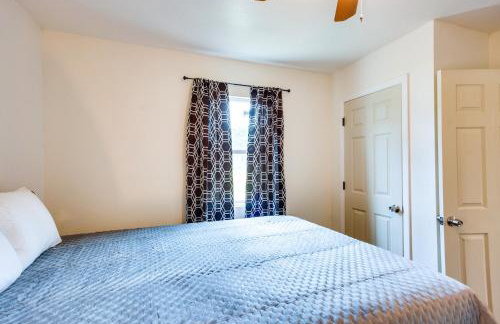 Thackerville Getaway with Porch - Near WinStar! - Foto 14