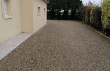 Villa des pontons Maison 5 chambres avec grand jardin clos et belle terrasse séjour spacieux lumineux à 2 kms de la plage d'Arromanches près de Bayeux, Omaha beach - table de ping pong - garage - Foto 43