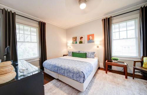 Elegant 1BR in Elizabeth with Covered Porch - Foto 18