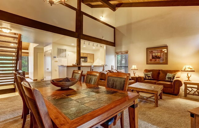 Lakeland Village - Walk to the Beaches of Lake Tahoe! - Foto 43