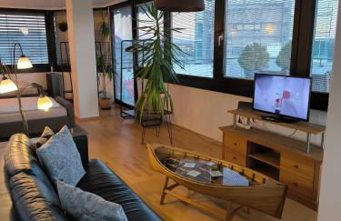 Im Herzen von Wiesdorf- Blick auf das BAYER-KREUZ -Appartement mit 2 Schlafzimmern & 3 Betten-für 4 Personen -Zentral gelegen - Friedrich Ebert Platz 5a , 4te Etage -kein Aufzug -Lift- Dachterrasse und Sauna - Kaution Pflicht - - Foto 17