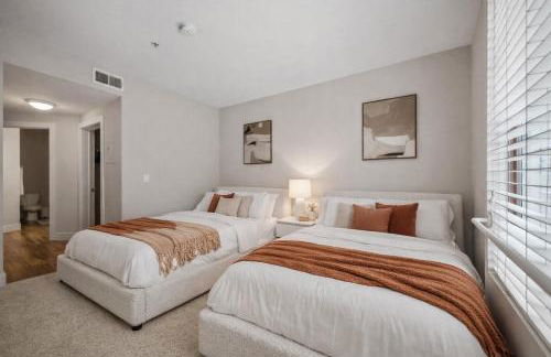 Promo Casa Miel Heart of Westwood Luxury Condo - Photo 20