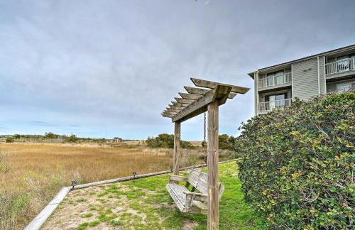 Bright Carolina Beach Condo - Walk to Shore! - Foto 30