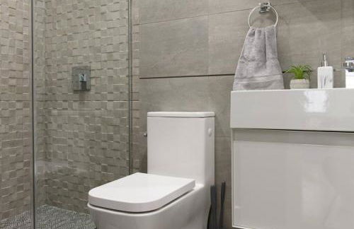 78-1B New 1BR prime UES WD in unit BEST VALUE - Foto 37