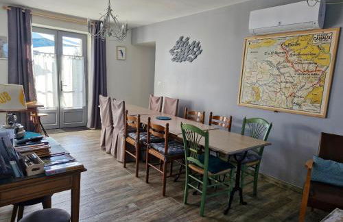 Grand Gîte à Briare - Animaux et Parking Privé - FR-1-590-541 - Photo 4