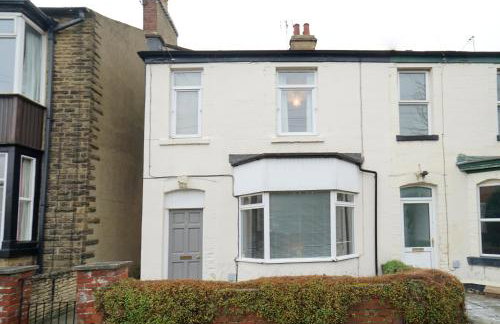 Spacious 4 bed town house in central Wetherby, sleeps 9, perfect for contractors or groups - Foto 18