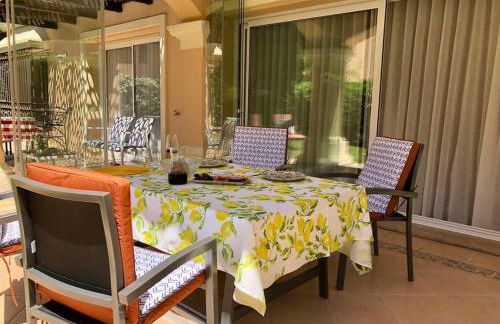 Gorgeous Apartment located in Elviria Marbella - Photo 11