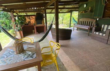 Um Chalé aconchegante no sítio em meio a natureza. - Foto 34