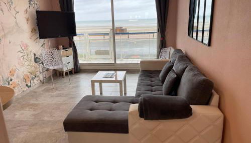 Les pieds dans le sable - Foto 2