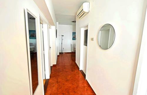 Pomalo Retreat, Your Calm Escape Near the City, Sunlit Terrace, Space & Comfort and Parking - Foto 5