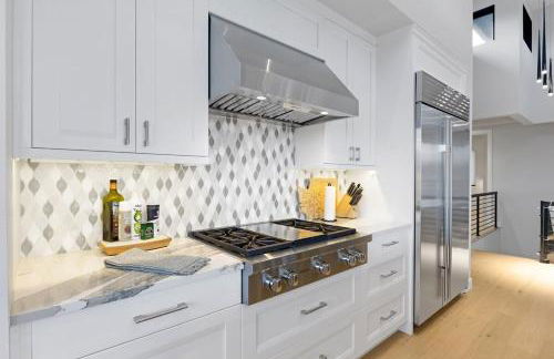 4BR 4BA Modern Lakefront Lodge - Foto 48