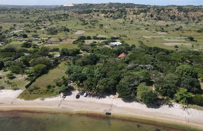 Log Cabin On And Overlooking a 9km Lagoon - Photo 26