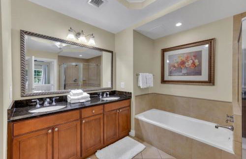 Golf Course Pool Covered patio 6MI to Disney - Foto 19