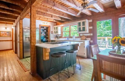 Private Riverfront Cabin, Kayaks, Ping Pong, Gym - Foto 32