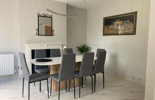 Highfield Home with free parkings, Surbiton, Kingston upon Thames, Surrey, Greater London , UK - Foto 37