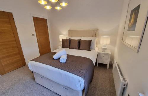 Altrincham Centre, 2 Bed, Bathtub, King Beds - Foto 18