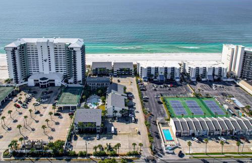 Oceanfront Panama City Beach Condo with Balcony! - Foto 35