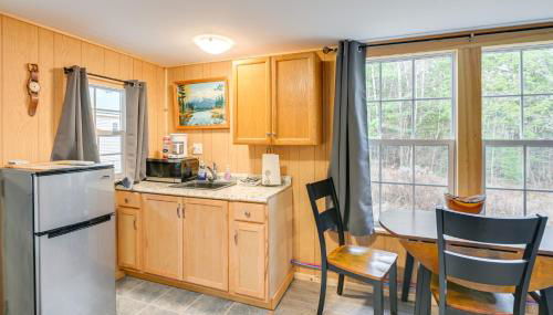 Cozy Brownville Cabin 2 Mi to Schoodic Lake! - Foto 3