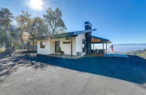 Dreamy Hilltop View Roseburg Retreat with Hot Tub! - Foto 30