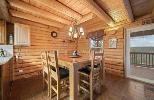 5 Acres! Modern Cabin w/ Pikes Peak View - Foto 4