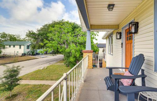 2 Mi to Pleasure Pier Pet-Friendly Gem with Yard - Foto 22