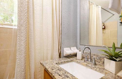 Modern Private Tampa Getaway Steps from Ybor - Foto 5