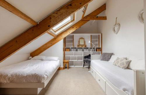 Bright and airy loft apartment Swallows Rest - Foto 12