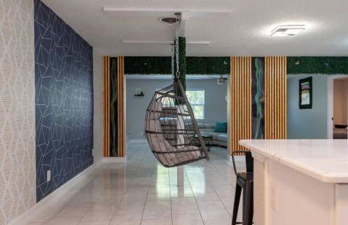 Cruise Haven with Pool, 15 Min to Port Canav & Beach - Foto 48