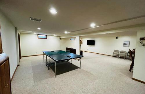 Near Shopping & Dining- The South Bend Bungalow - Foto 3