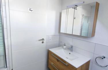 Schicke Ferien Wohnung mit tollem Ausblick in Schwarzwald. - Foto 18