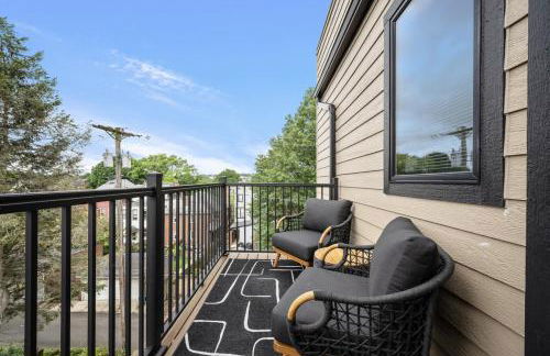 PFR Suites - Highland, 3BR 2BA Shadyside Condo, Penthouse Unit, 2 Decks, Off-Street Parking, 4th Floor Walkup - Foto 22