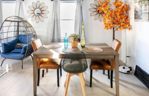 Euclid Near Lake Erie Cleveland king bed - Foto 16