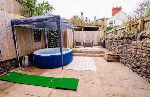 3BR 2Bath Home with Hot Tub Games Room By Stadium with Fast WiFi & Free Parking - Foto 20