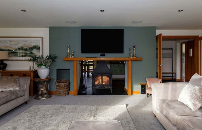 Serene Riverside 6BR Luxury Retreat in Curdridge - Photo 74