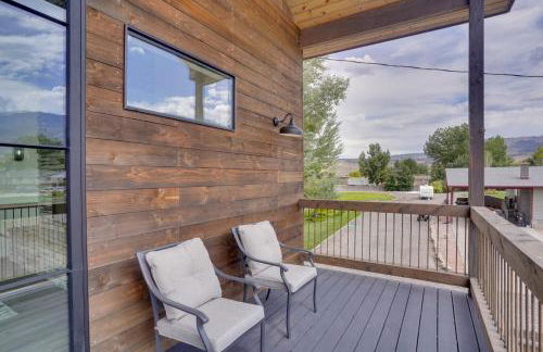 Chic Utah Getaway with Fireplace, Sauna and 2 Decks! - Photo 6