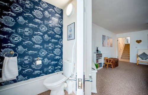 Welcoming Pembrokeshire home, perfect escape for couples, beach 5 mins, doorstep walks - Foto 30