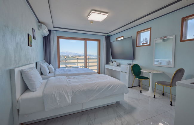 Elmar Condotel - Photo 26