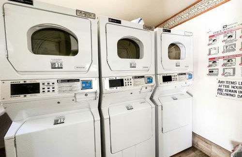 Chic 1 BDR Loft with Hot Tub Near Canyon Lodge - Foto 54