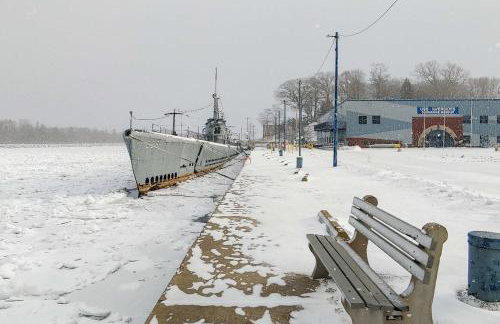 Walk to Beach Lake Michigan Getaway! - Foto 35