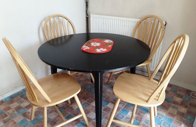 House with a garden in Arnos Grove - Foto 11