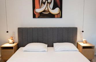 SEMIRAMIS Luxury Apartments - Photo 43