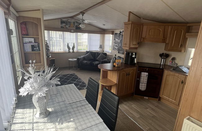 Cozy Cabin Retreat in Towyn - Foto 11