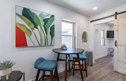 Downtown Bungalow -Duplex - EV Charger - Foto 11