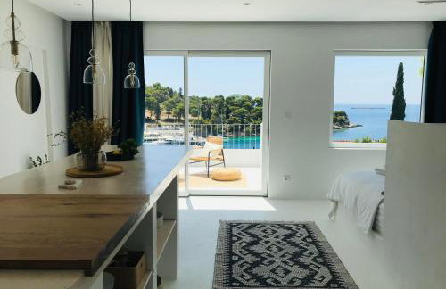 Sol MELBA Boutique Studios - Maslinica - Photo 31